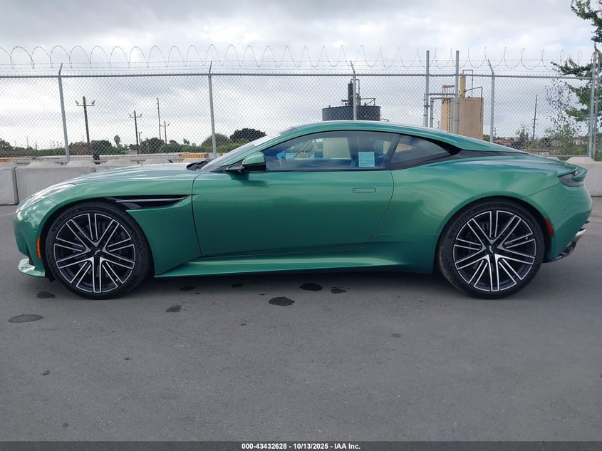 2024 ASTON MARTIN DB12 SCFRMFFW1RGL12750