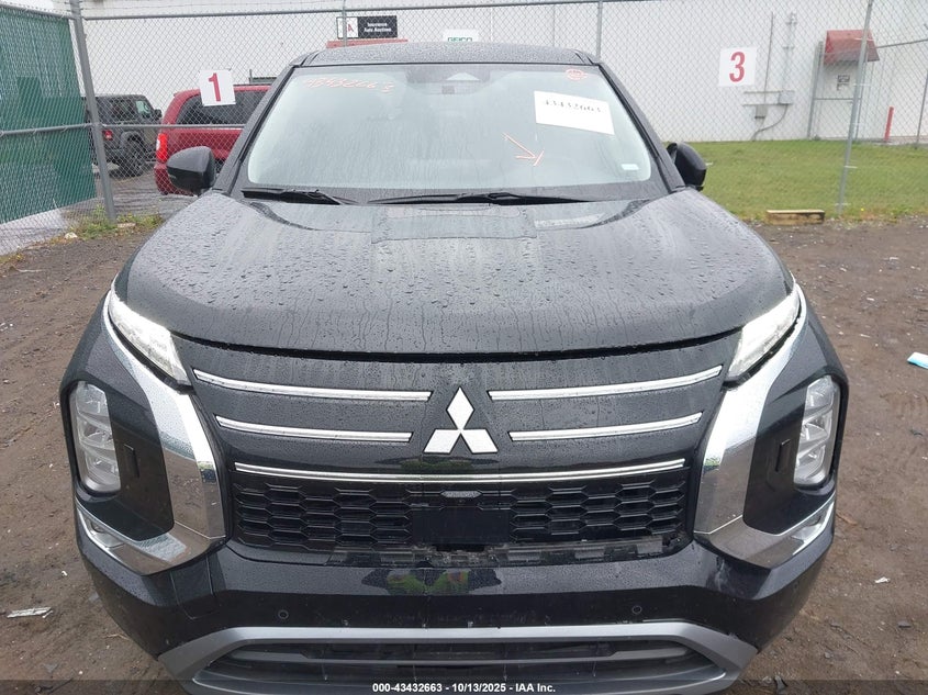 2025 MITSUBISHI OUTLANDER SE 2.5 S-AWC/TRAIL EDITION S-AWC JA4J4VA82SZ018972