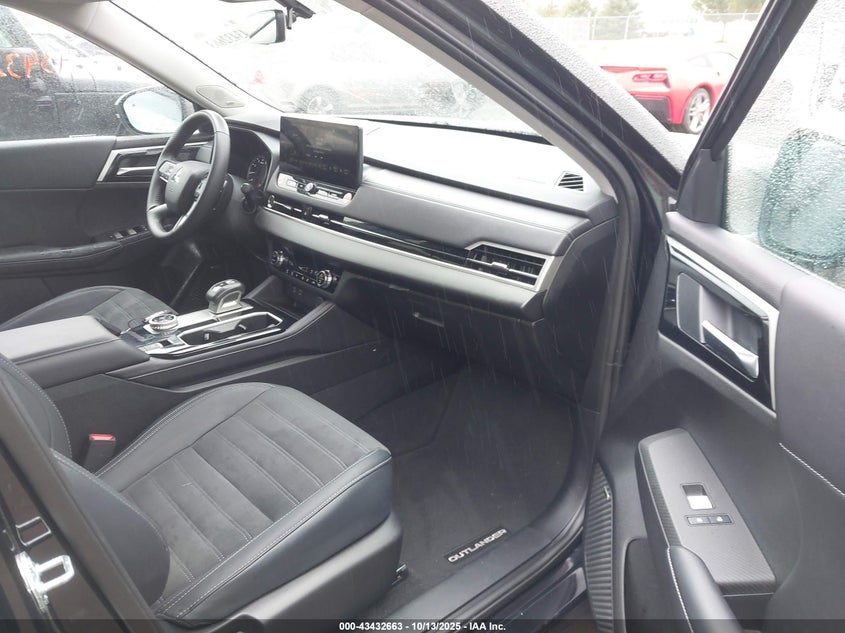 2025 MITSUBISHI OUTLANDER SE 2.5 S-AWC/TRAIL EDITION S-AWC JA4J4VA82SZ018972