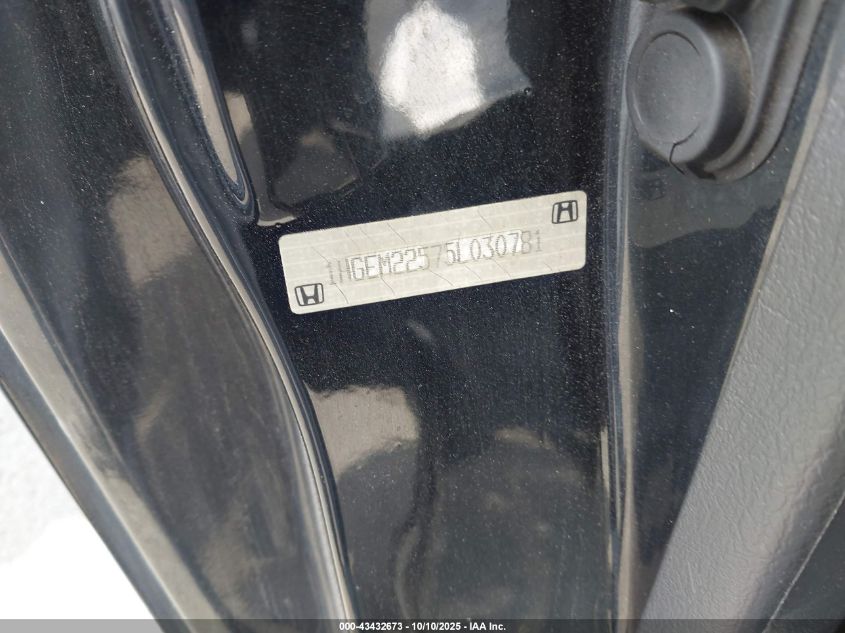 2005 Honda Civic Lx VIN: 1HGEM22575L030781 Lot: 43432673