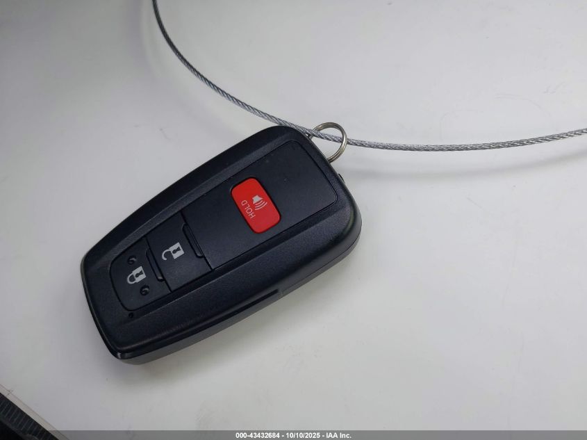 2017 Toyota Prius Three Touring VIN: JTDKARFUXH3037233 Lot: 43432684