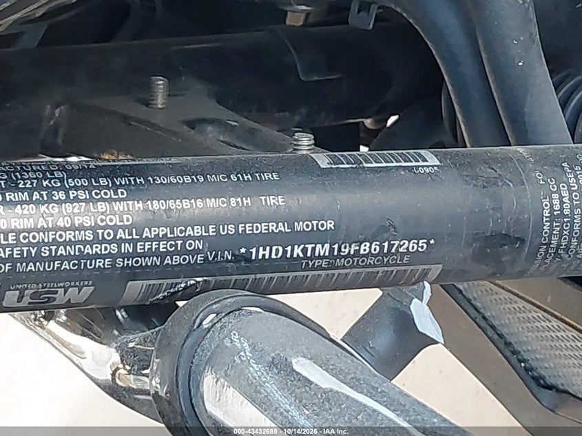 2015 Harley-Davidson Fltrxs Road Glide Special VIN: 1HD1KTM19FB617265 Lot: 43432689