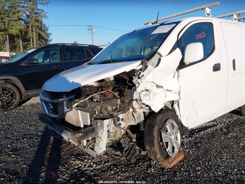 2014 Nissan Nv200 Sv VIN: 3N6CM0KN5EK696023 Lot: 43432713