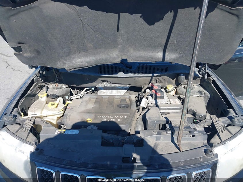 2016 Jeep Compass Sport VIN: 1C4NJCBAXGD651763 Lot: 43432780