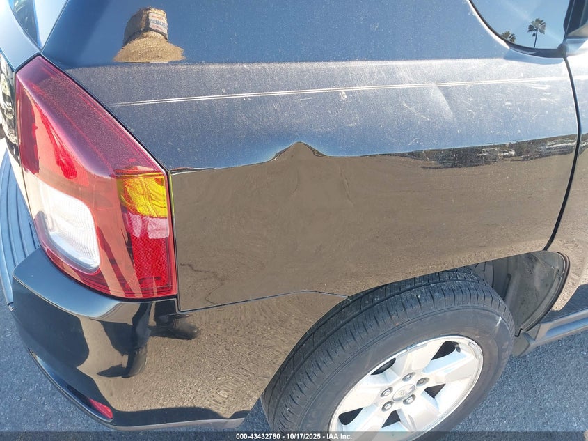 2016 Jeep Compass Sport VIN: 1C4NJCBAXGD651763 Lot: 43432780