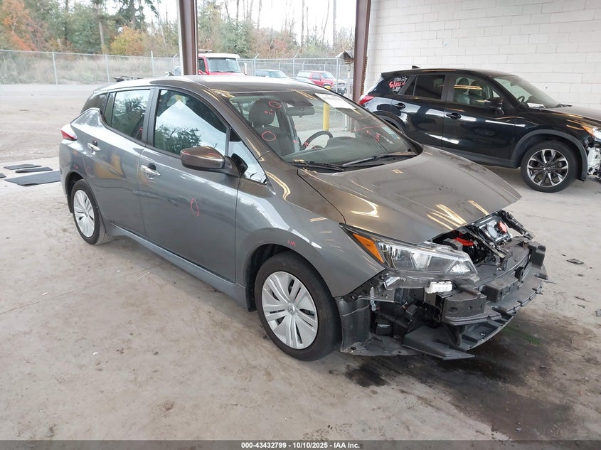 NISSAN LEAF S 40 KWH