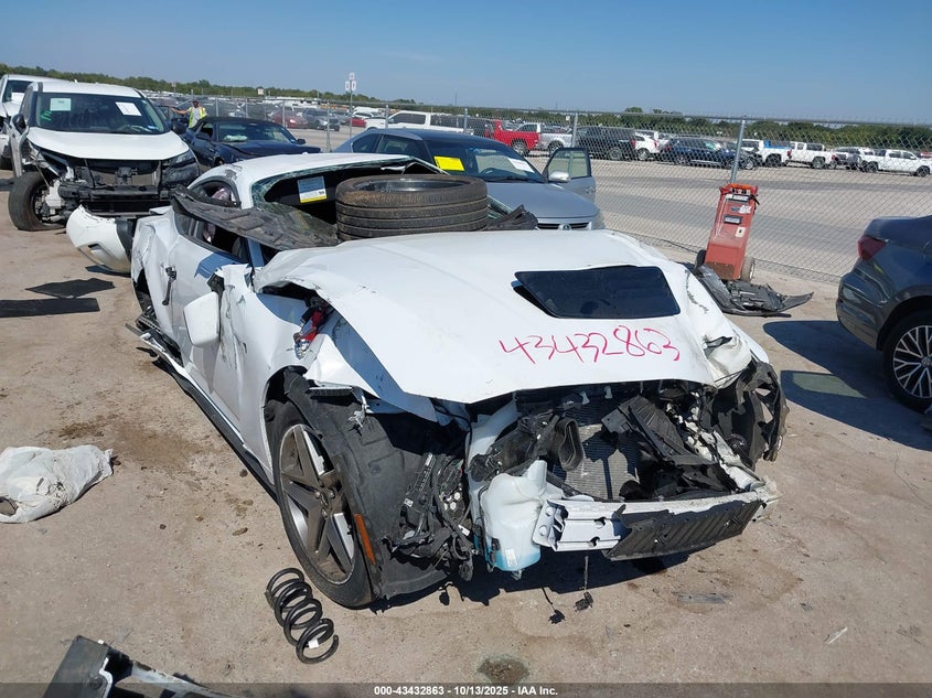 FORD MUSTANG GT FASTBACK