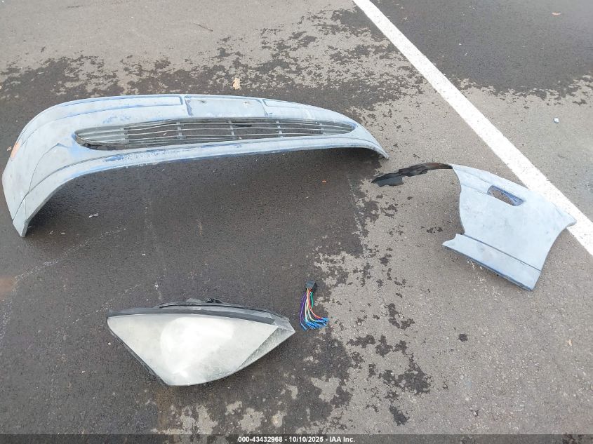 2002 Ford Focus Se VIN: 1FAFP34312W190697 Lot: 43432968