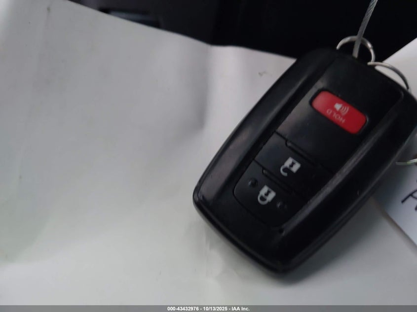 2016 TOYOTA PRIUS THREE TOURING JTDKARFU8G3002348