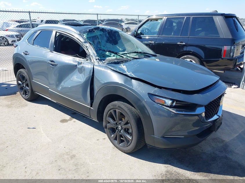 MAZDA CX-30 CARBON EDITION