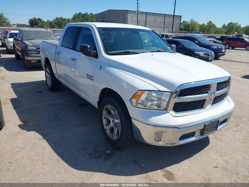 RAM 1500 SLT