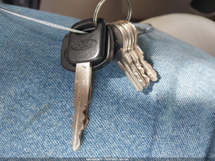 2008 Ford E-450 Cutaway VIN: 1FDXE45S18DA30819 Lot: 43433078