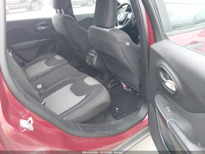 2015 Jeep Cherokee Sport VIN: 1C4PJMAB2FW503599 Lot: 43433086