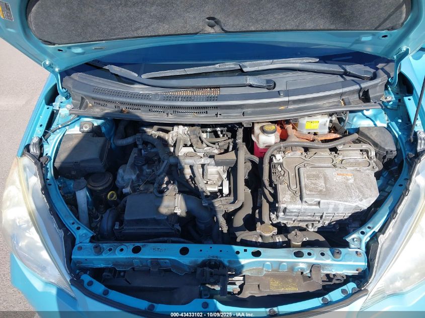 2014 Toyota Prius C Four/One/Three/Two VIN: JTDKDTB31E1083929 Lot: 43433102