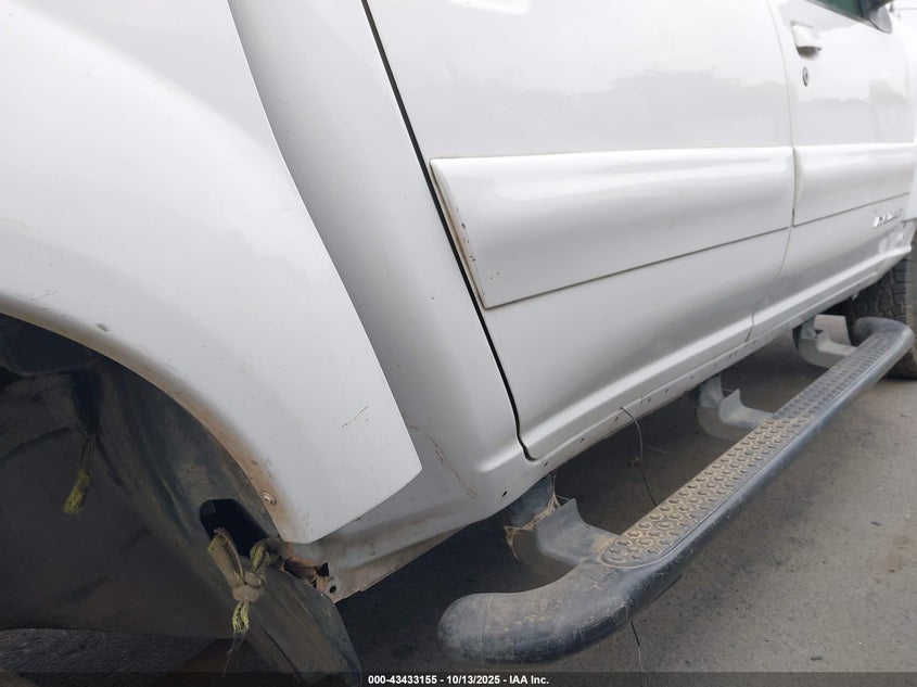 2001 Ford Explorer Sport Trac VIN: 1FMZU67E21UB69328 Lot: 43433155