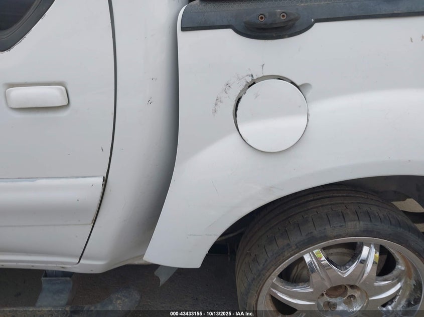 2001 Ford Explorer Sport Trac VIN: 1FMZU67E21UB69328 Lot: 43433155