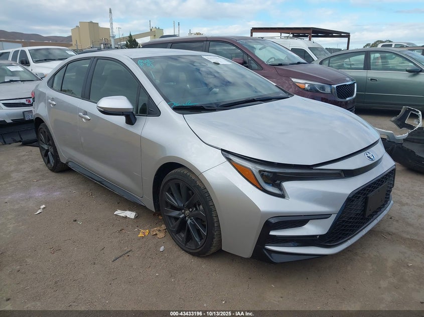 TOYOTA COROLLA HYBRID SE