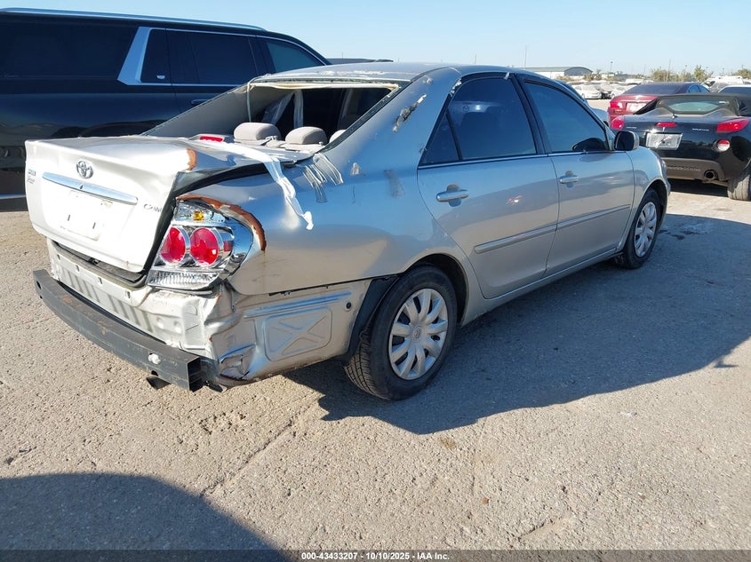 2005 Toyota Camry Le
