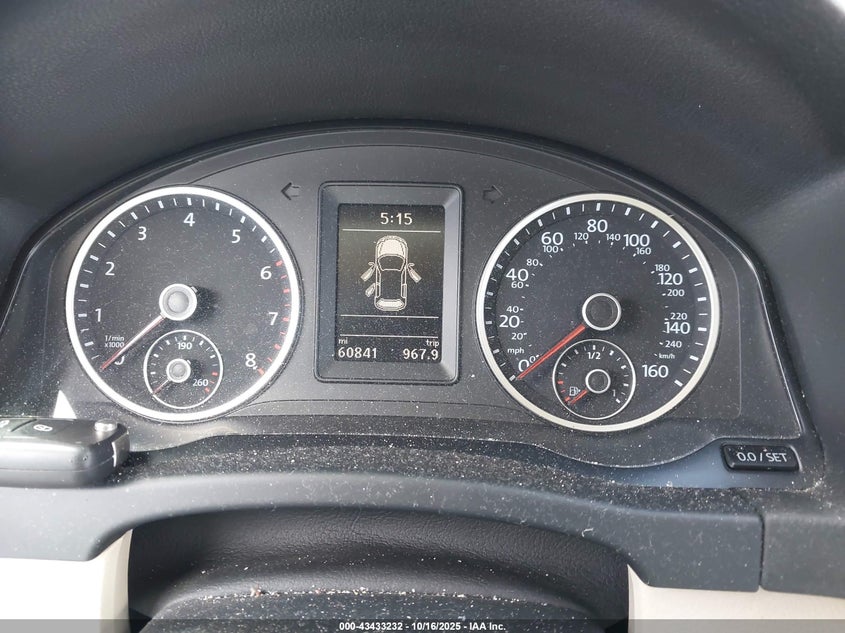 2017 VOLKSWAGEN TIGUAN 2.0T/2.0T S WVGAV7AX3HK021897