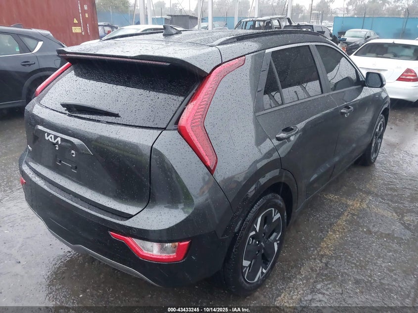 2024 KIA NIRO EV WIND KNDCR3L12R5109424