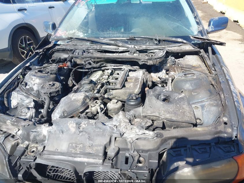 2003 BMW 325Ci VIN: WBABN33413PG60828 Lot: 43433314