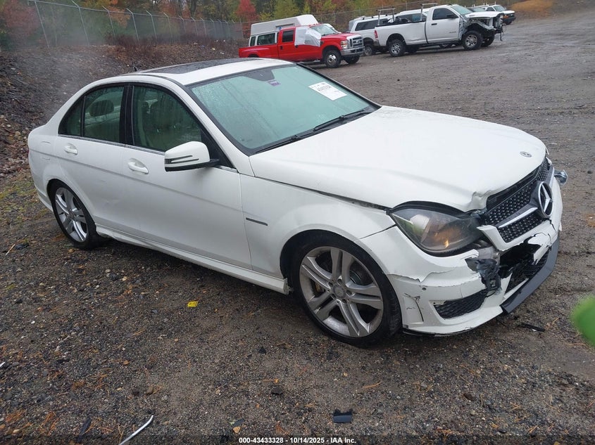 MERCEDES-BENZ C-CLASS LUXURY 4MATIC/SPORT 4MATIC