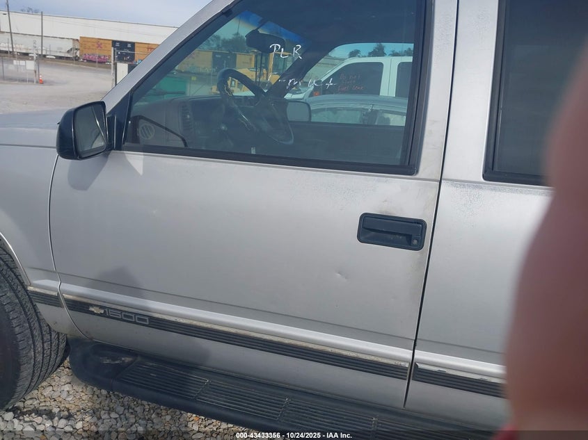 1997 Chevrolet Tahoe Lt VIN: 1GNEK13R9VJ341857 Lot: 43433356