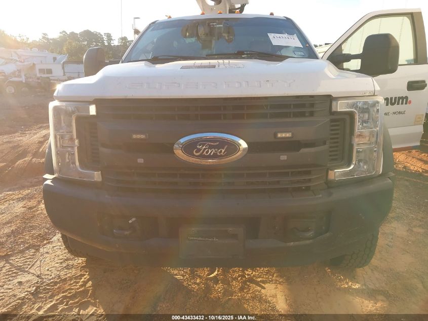 2018 Ford F-450 Chassis Xl VIN: 1FDUF4GT7JEC49676 Lot: 43433432