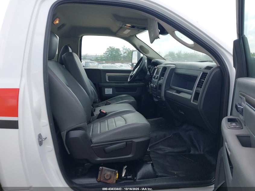 2016 Ram 3500 Chassis Tradesman/Slt VIN: 3C7WRSBL6GG198594 Lot: 43433443