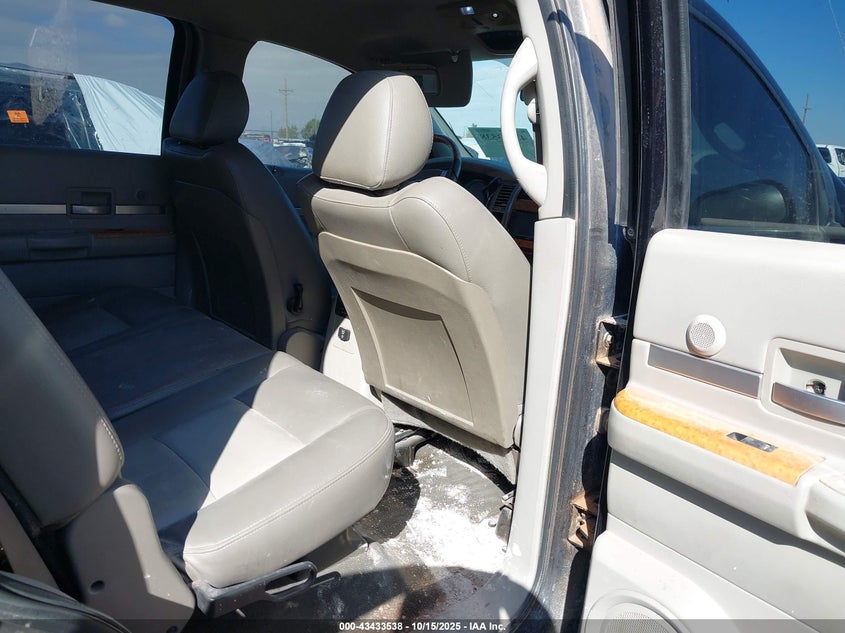 2009 Chrysler Aspen Limited VIN: 1A8HW58P79F708667 Lot: 43433538