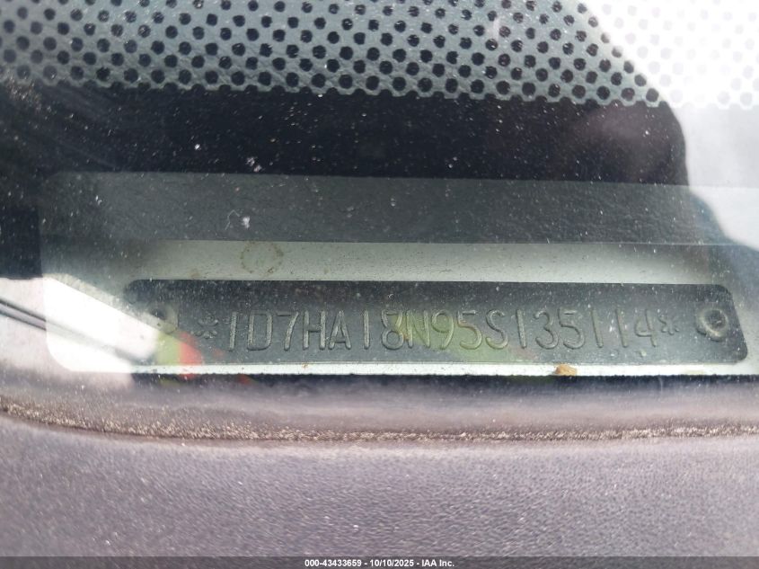 2005 Dodge Ram 1500 Slt/Laramie VIN: 1D7HA18N95S135114 Lot: 43433659