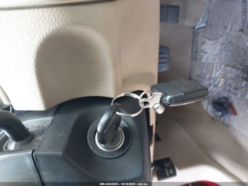 2008 Ford Mustang V6 Deluxe/V6 Premium VIN: 1ZVHT84N385180259 Lot: 43433835