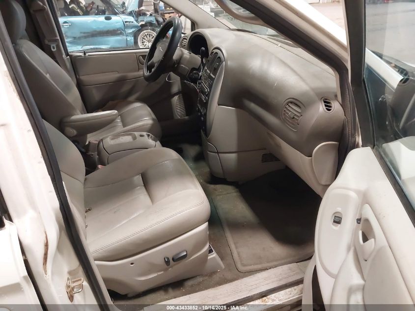 2006 Chrysler Town & Country VIN: 2A4ZT54L56R845902 Lot: 43433852