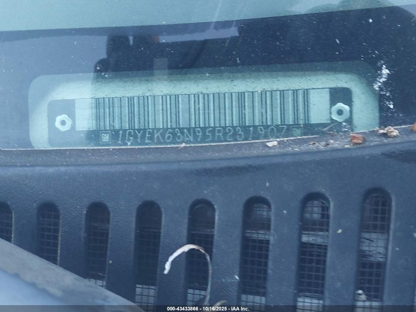 2005 Cadillac Escalade Standard VIN: 1GYEK63N95R231907 Lot: 43433866