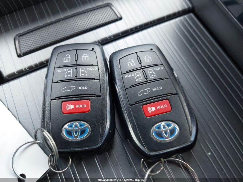 2024 Toyota Sienna Woodland Edition VIN: 5TDCSKFC0RS114286 Lot: 43433882