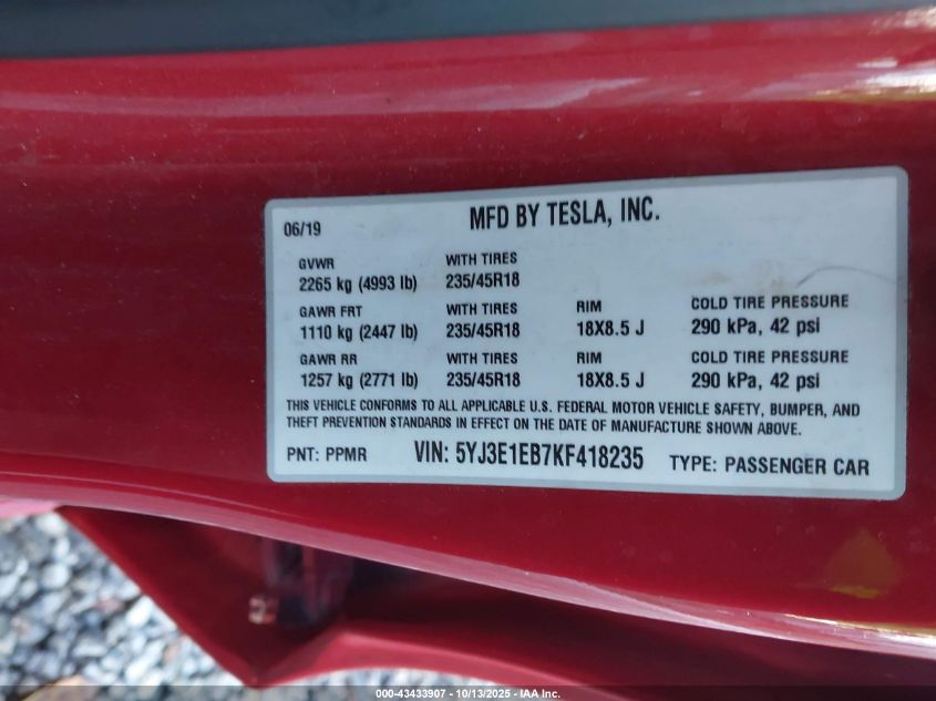 2019 Tesla Model 3 Long Range/Performance VIN: 5YJ3E1EB7KF418235 Lot: 43433907