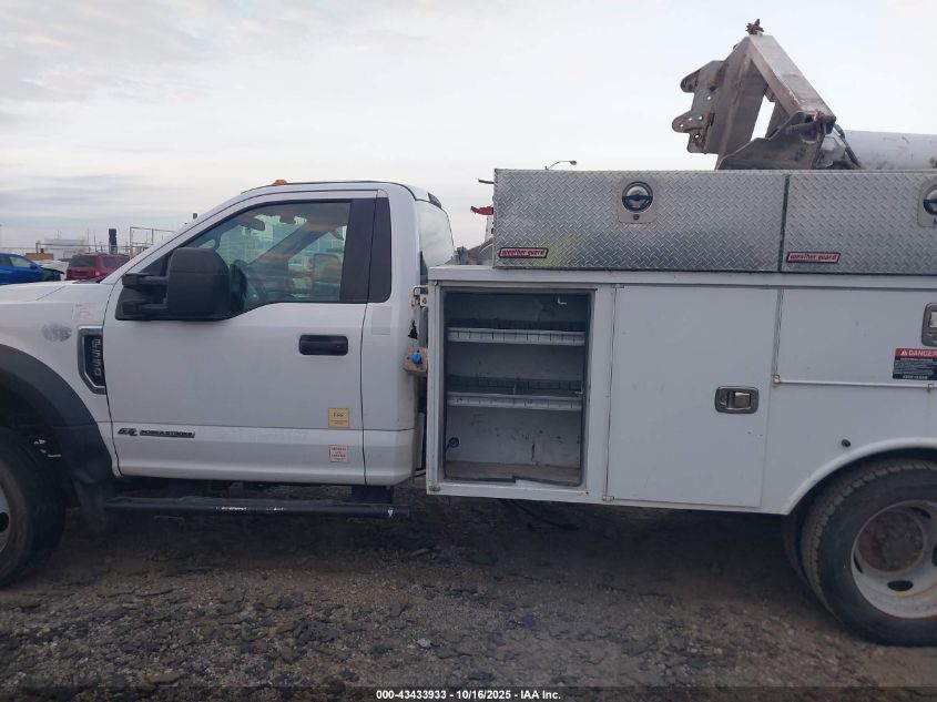 2017 Ford F-550 Chassis Xl VIN: 1FDUF5GT1HDA10114 Lot: 43433933