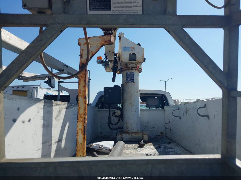 2016 Ford F-550 Chassis Xl VIN: 1FDUF5GT8GEB97957 Lot: 43433944