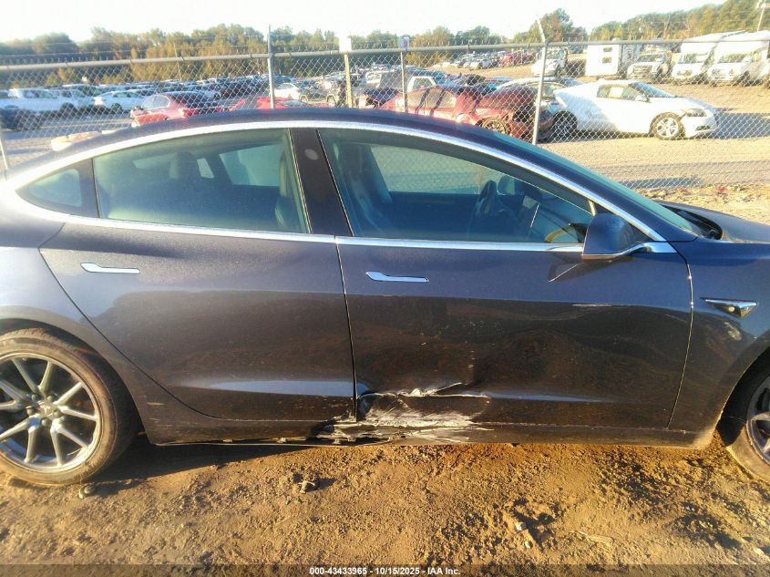 2019 Tesla Model 3 Long Range/Performance VIN: 5YJ3E1EB3KF452298 Lot: 43433965