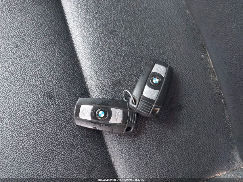 2009 BMW 328I VIN: WBAPH57509NL80637 Lot: 43433998