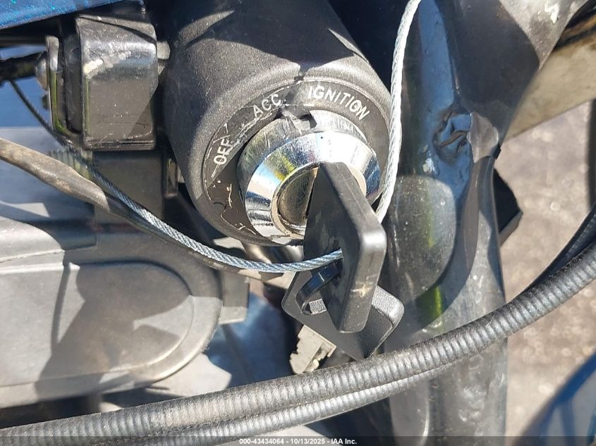 2002 Harley-Davidson Xl883 VIN: 1HD4CAM112K135155 Lot: 43434064