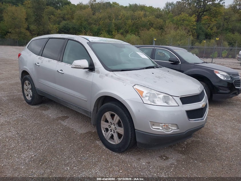 CHEVROLET TRAVERSE LT