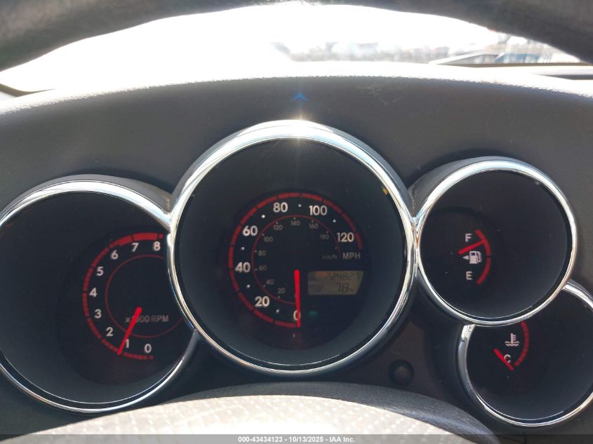 2006 Pontiac Vibe VIN: 5Y2SL67856Z403880 Lot: 43434123