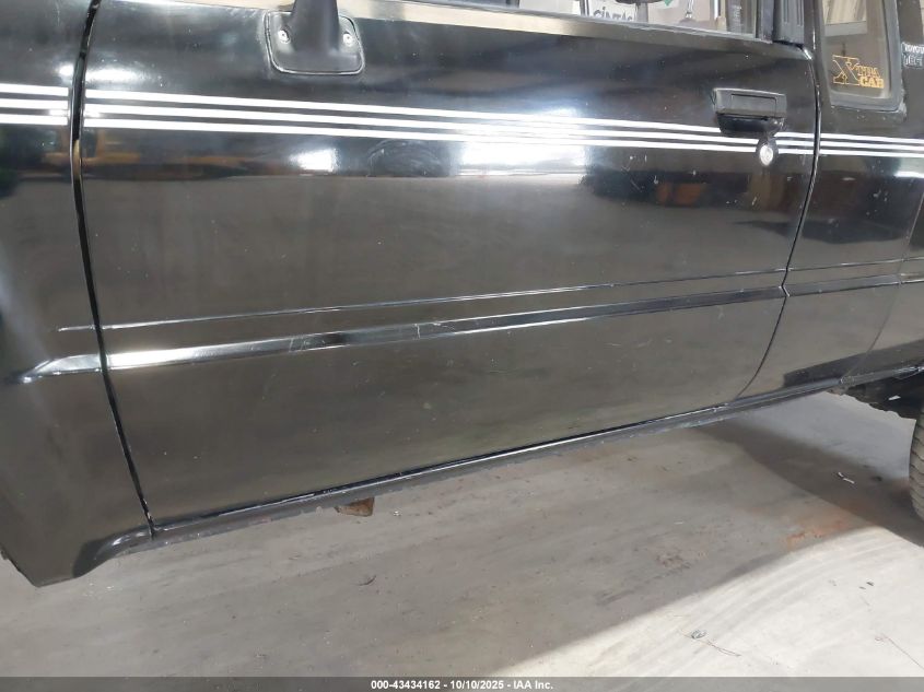 1988 Toyota Pickup Short Bed Xtracab Vn67Dlx VIN: JT4VN67N3J0001463 Lot: 43434162