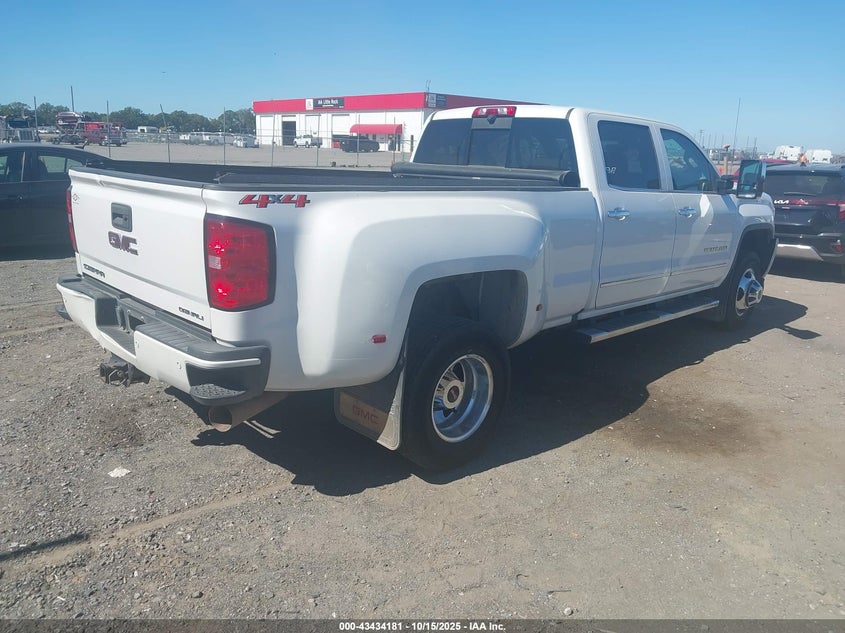 1GT42YEYXJF170468 2018 GMC SIERRA photo no. 4