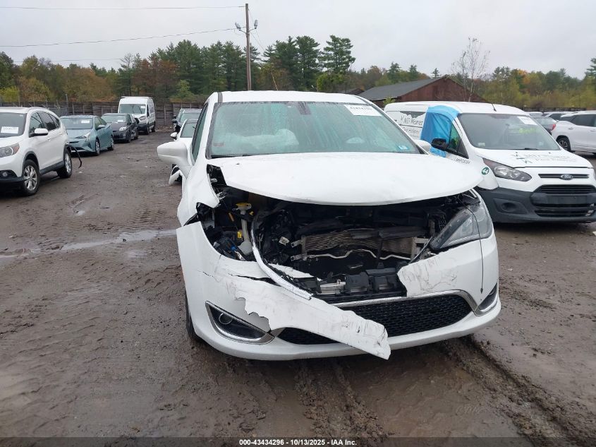 2020 Chrysler Pacifica Touring VIN: 2C4RC1FG5LR176125 Lot: 43434296