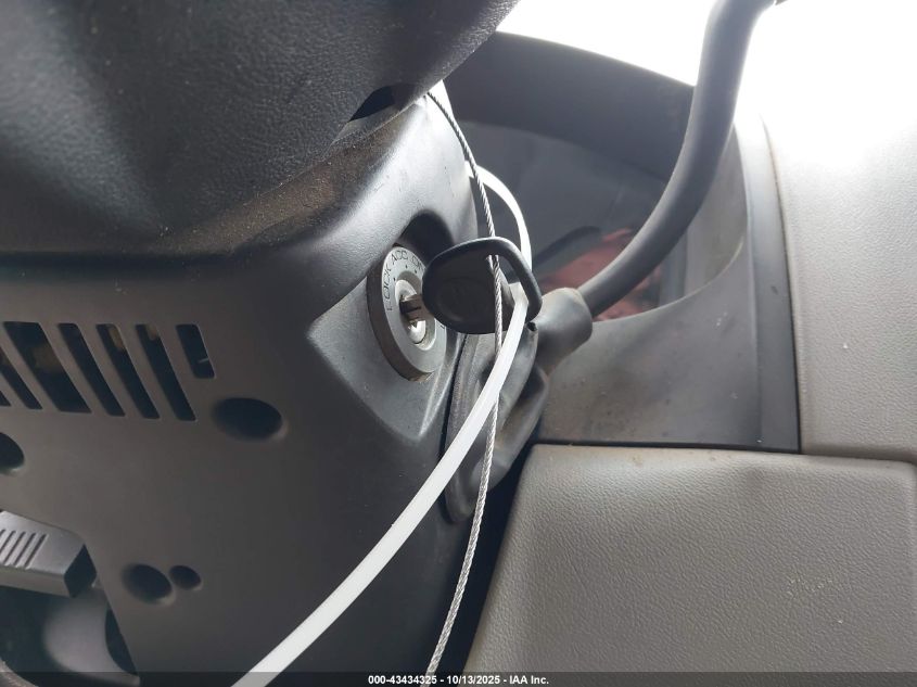 2004 Chevrolet Colorado VIN: 1GCDT196548204306 Lot: 43434325