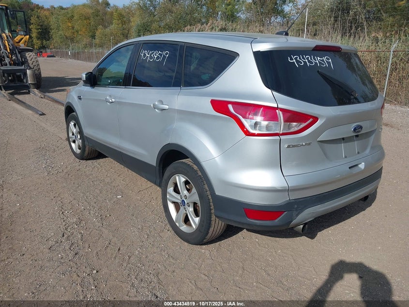 Vin: 1fmcu9gx3duc42932, lot: 43929363, ford escape se 20133