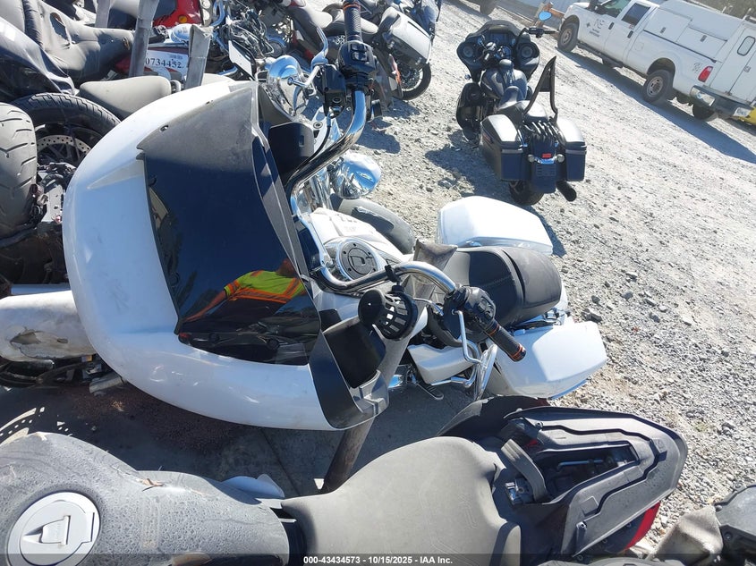 2024 HARLEY-DAVIDSON FLTRX 1HD1KH716RB630827