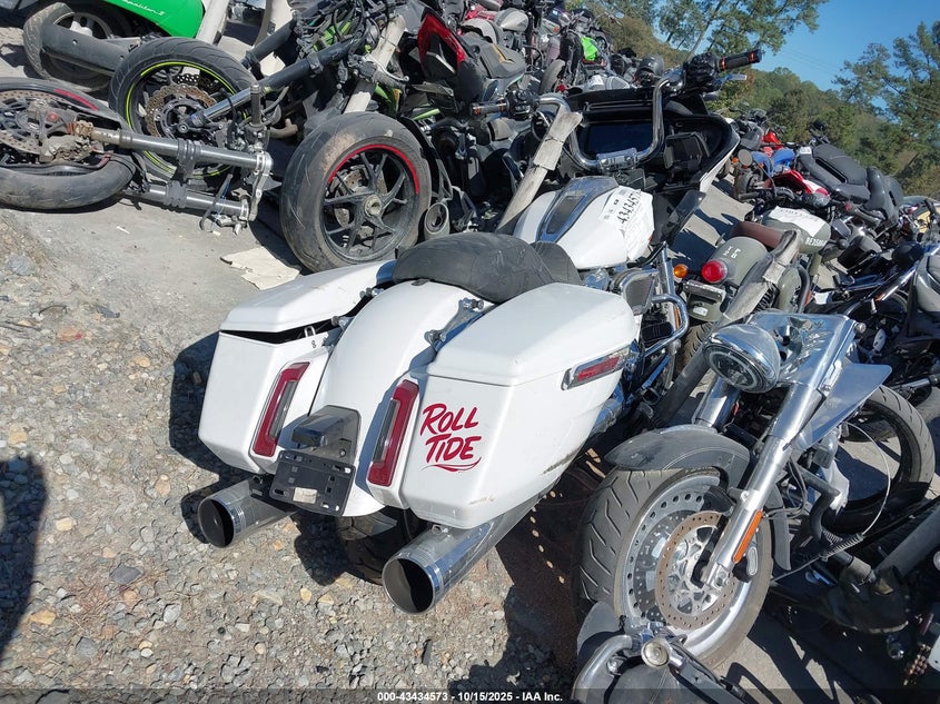 2024 HARLEY-DAVIDSON FLTRX 1HD1KH716RB630827